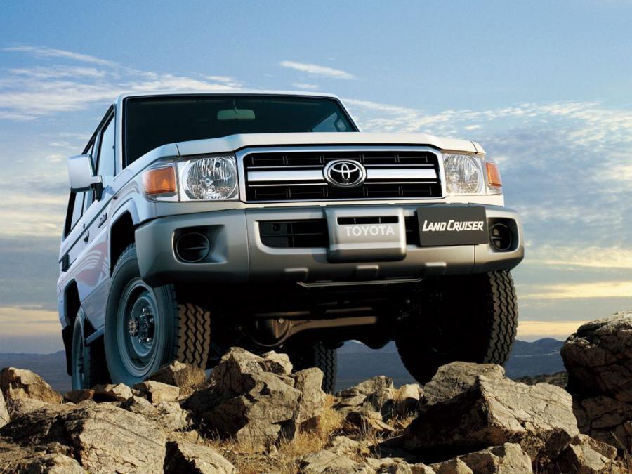  Toyota Land Cruiser 70 (J71) 2007 года  (фото 3 из 3)